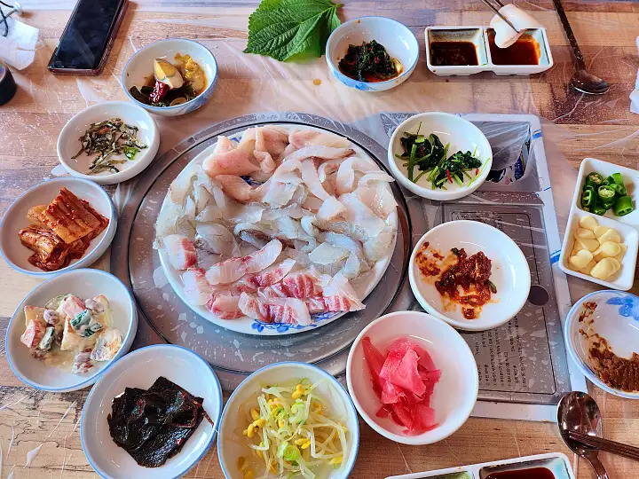 전남 신안 식당 거시기횟집 낙지 탕탕이 볶음 연포탕 호롱이 산낙지 맛집 추천