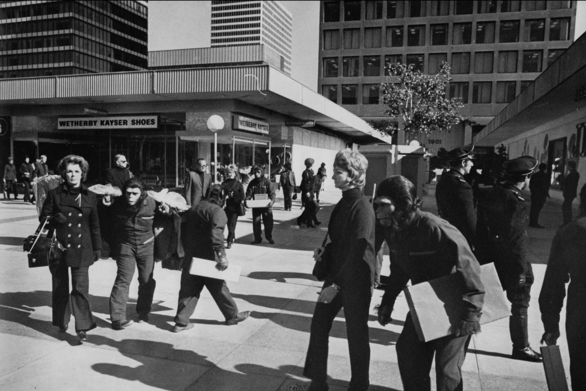 1972년 혹성탈출 노예들의 반란 장면 1