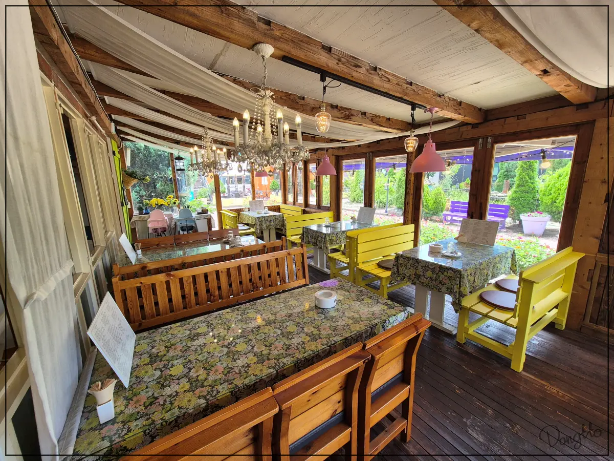 가족과-주말-나들이-가기-좋은-경기도-근교-맛집-로즈마리노-좌석