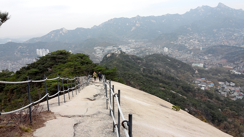 인왕산(仁旺山, Inwangsan)