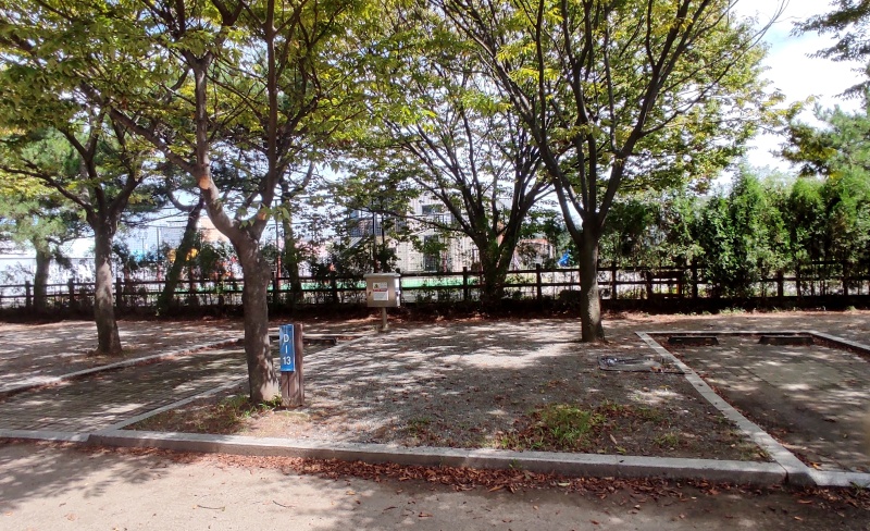 D-13사이트