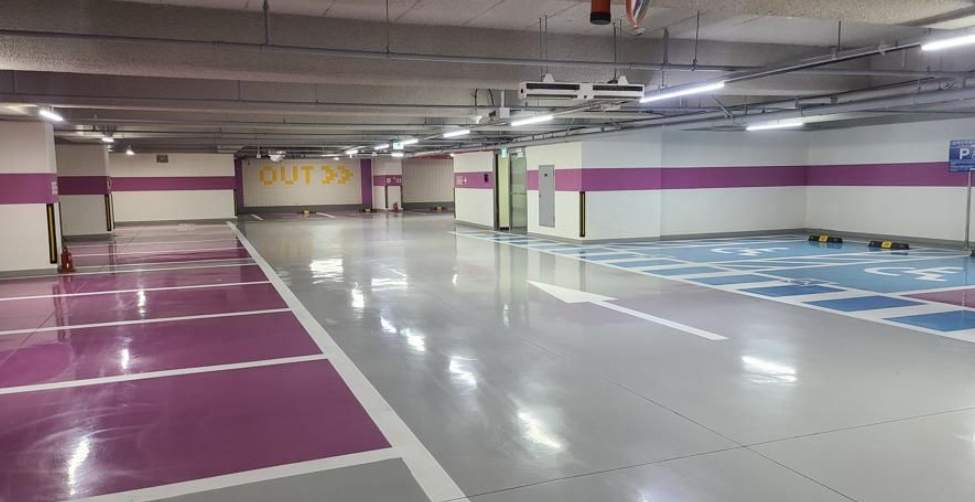 Incheon Airport Neoparking indoor parking facility with reserved parking spaces and modern infrastructure