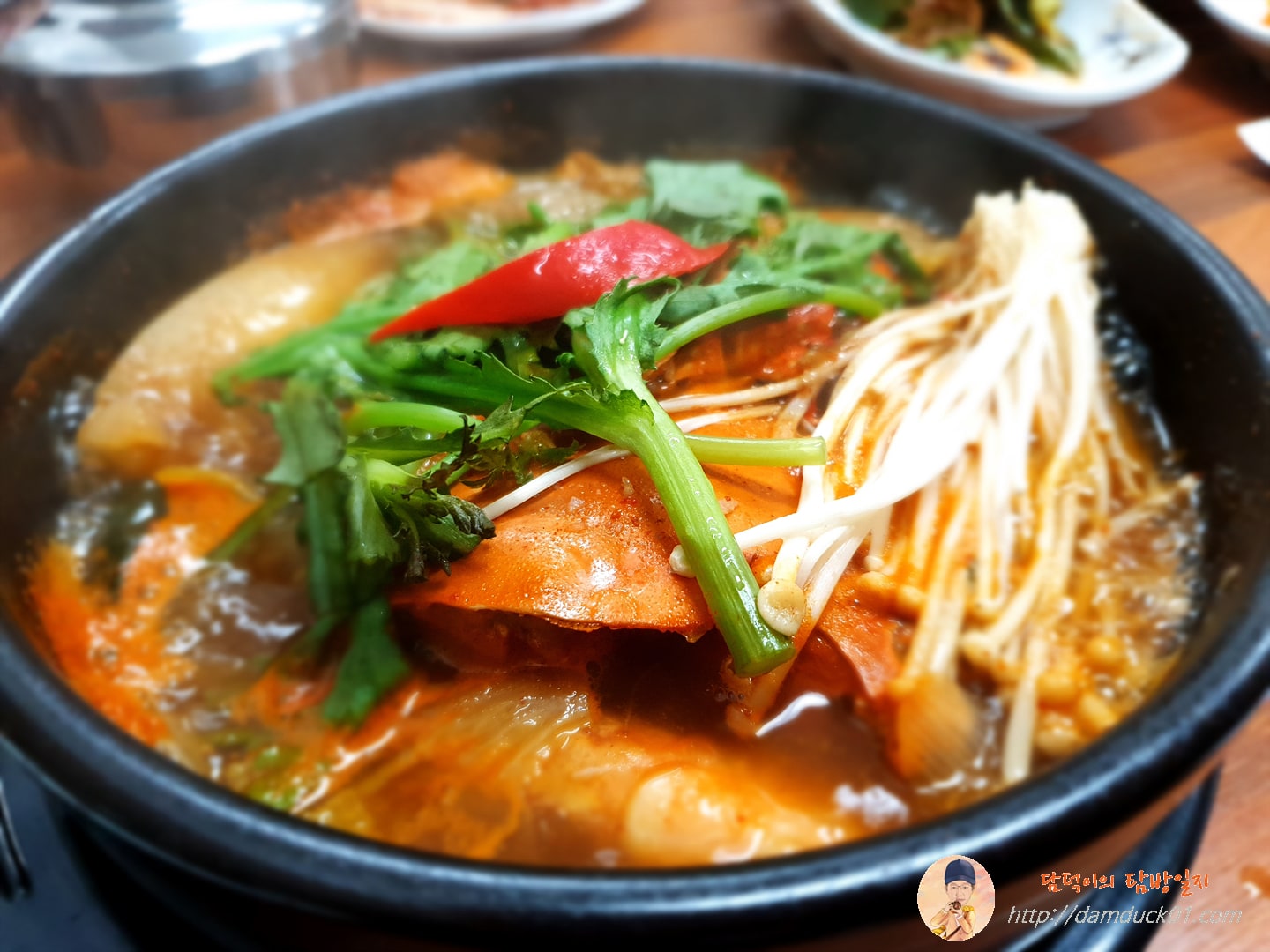 꽃게해물뚝배기