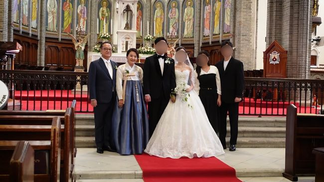 최유라 딸 결혼｜맹진영 10월 24일 성당 혼배미사&middot;전혜진 축하&middot;미국 명문대 학력&middot;신랑 정보