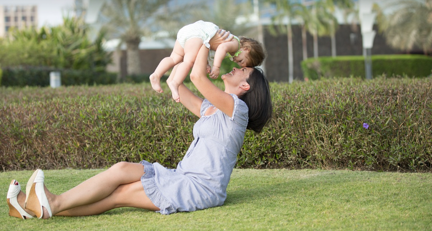 엄마와 아이사진