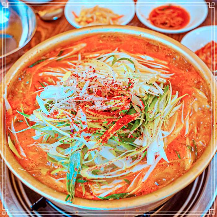 송파, 방이 맛집 푸짐함의 진수, 꽉 찬 살과 얼큰한 국물의 시골 동태탕