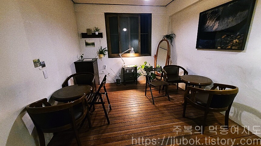 카페-코사메-공간