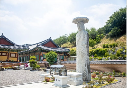 진천 용화사 석조여래입상 사진