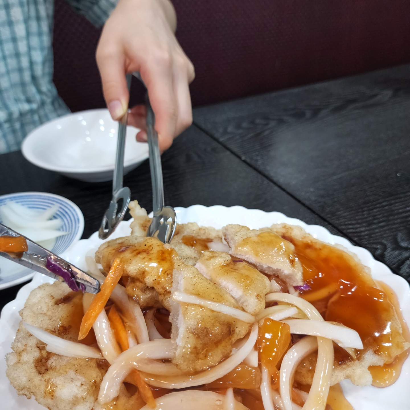 찹쌀 탕수육 단면
