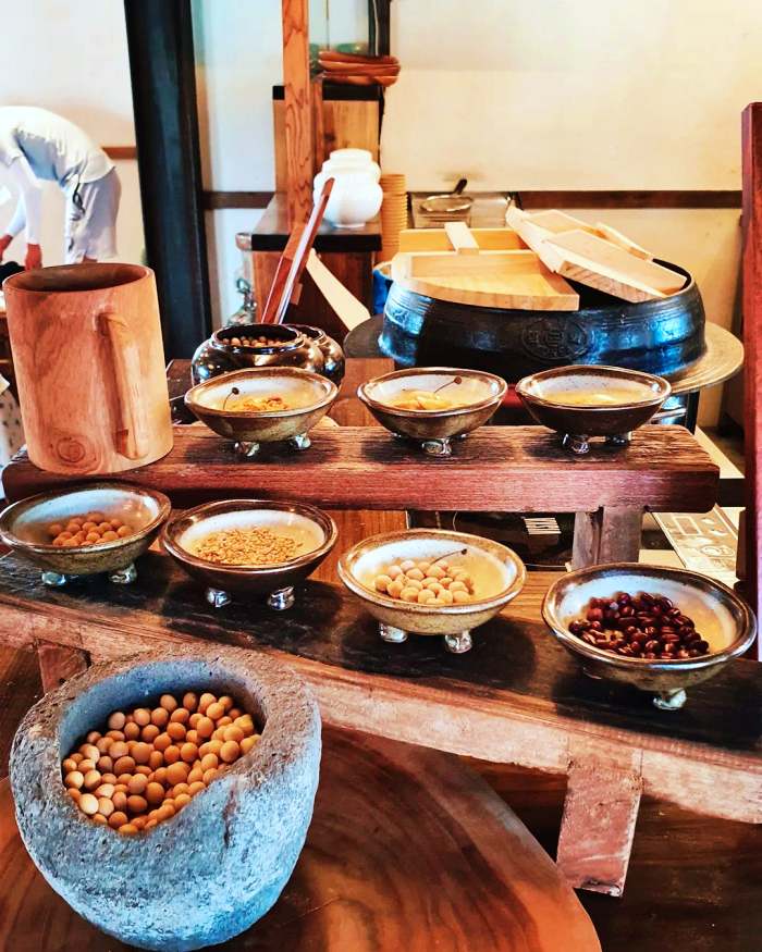 김창옥 콩물도넛 조청콩도넛 인절미라떼 강릉 주문진 도깨비시장 맛집