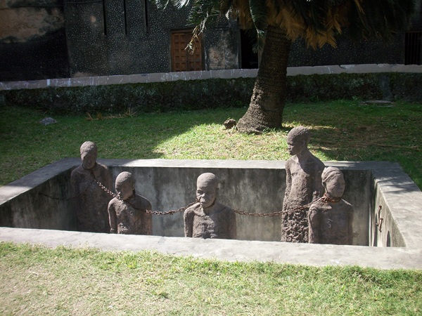 노예수용소 모습