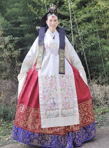 여자 혼례복