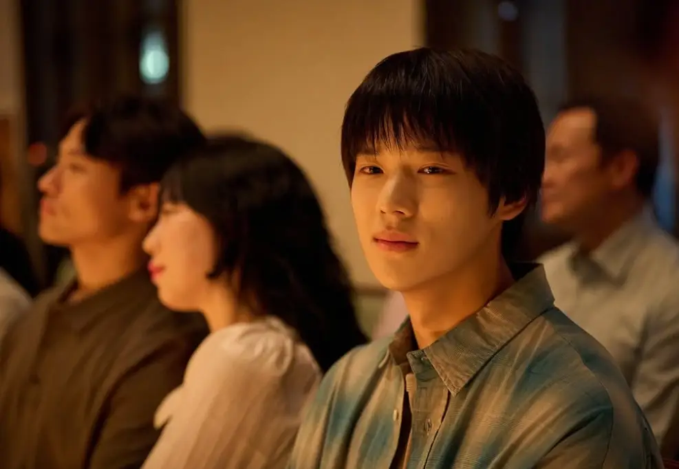 넷플릭스-파반느-출연진-줄거리-OTT-원작-소설