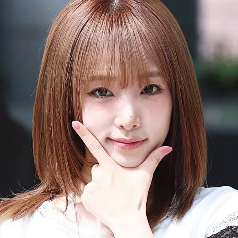 가수-최예나