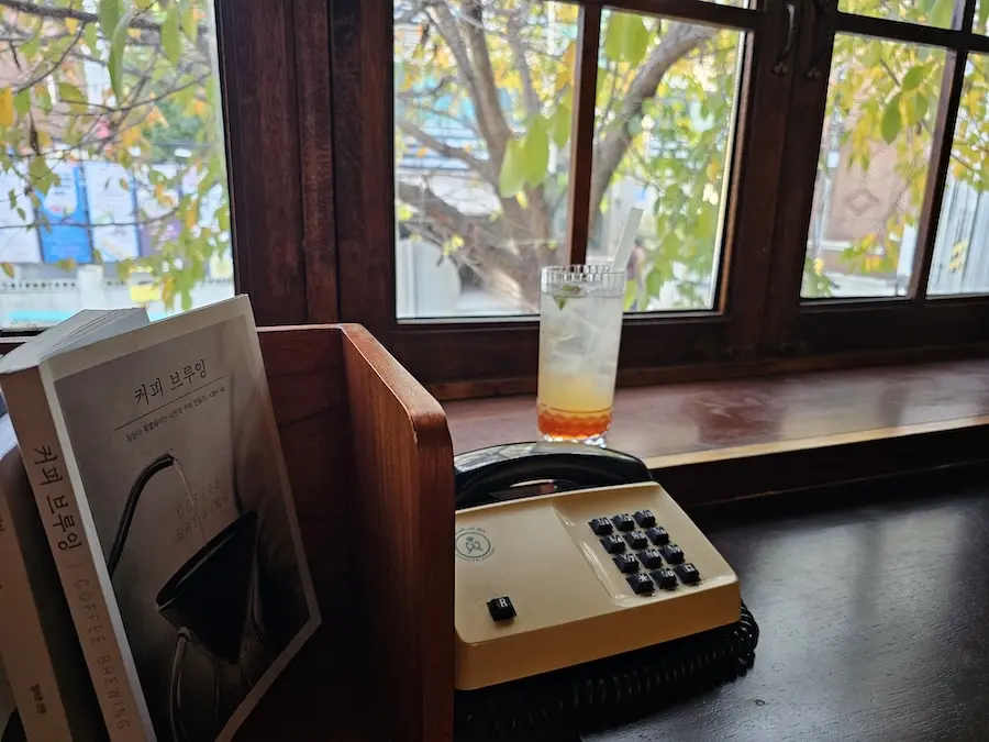 망원동 데이트 코스 카페 추천 LP카페 하우스 오브 바이닐 망원점
