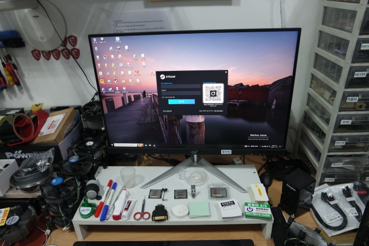 바탕화면까지 정상적으로 진입되는 중 입니다.