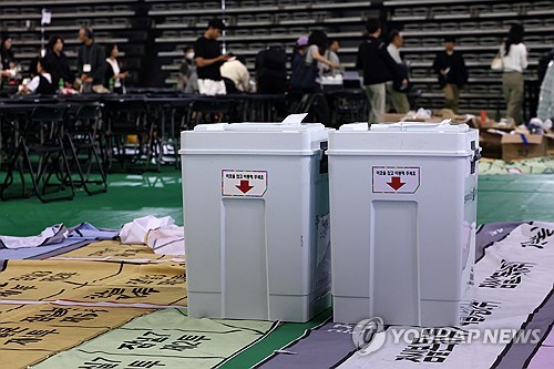 잠실 투표지 보관상자&amp;#44; 선관위 보관상자 폐기&amp;#44; 잠실 투표용지 폐기&amp;#44; 선관위 사실 확인 요구&amp;#44; 법원 선관위&amp;#44; 송파구 선관위&amp;#44; 투표용지 부족 사태&amp;#44; 증거보전 신청&amp;#44; 잠실 투표소 논란&amp;#44; 선거관리위원회