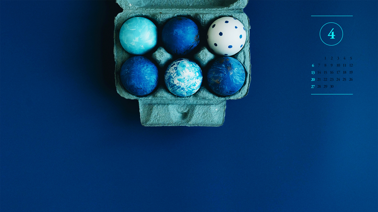 11 종이팩에 담긴 파란색 계란 A - 2025년4월 노트북배경화면