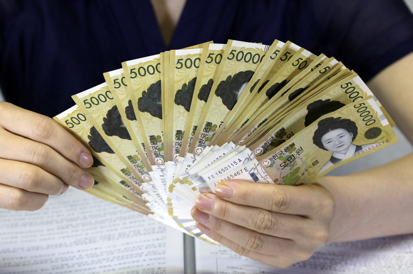 사회초년생을 위한 경제팁 적금 투자 소비관리