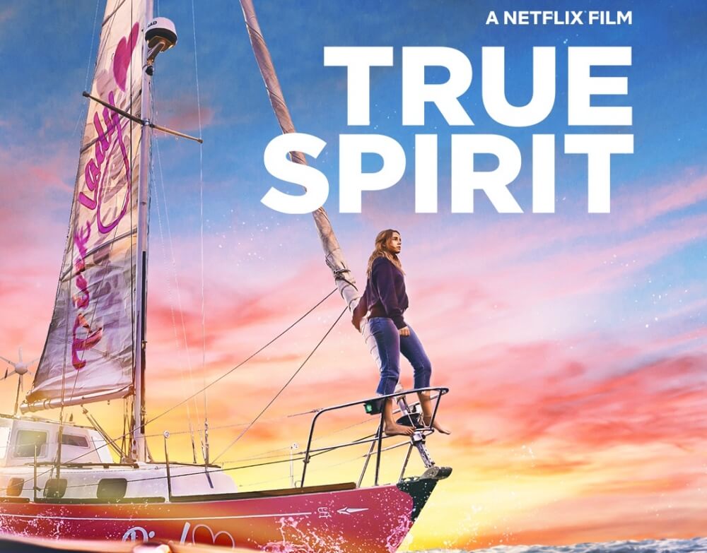 보트에 여자 혼자 타고 항해하는 포스터