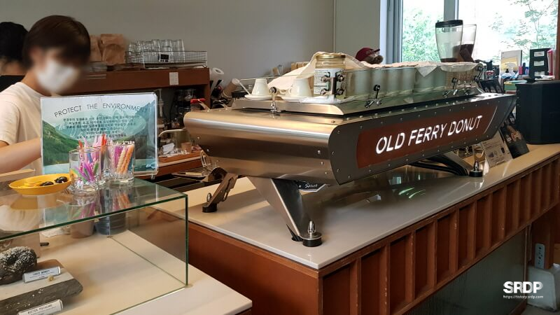 올드페리도넛-용산-한남점-메뉴-추천-피넛버터-올드페리도넛-보관-올드페리-주차-서울-3대-도넛