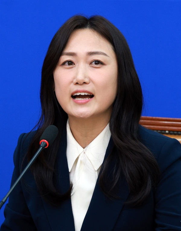 백승아 국회의원 정치 경력