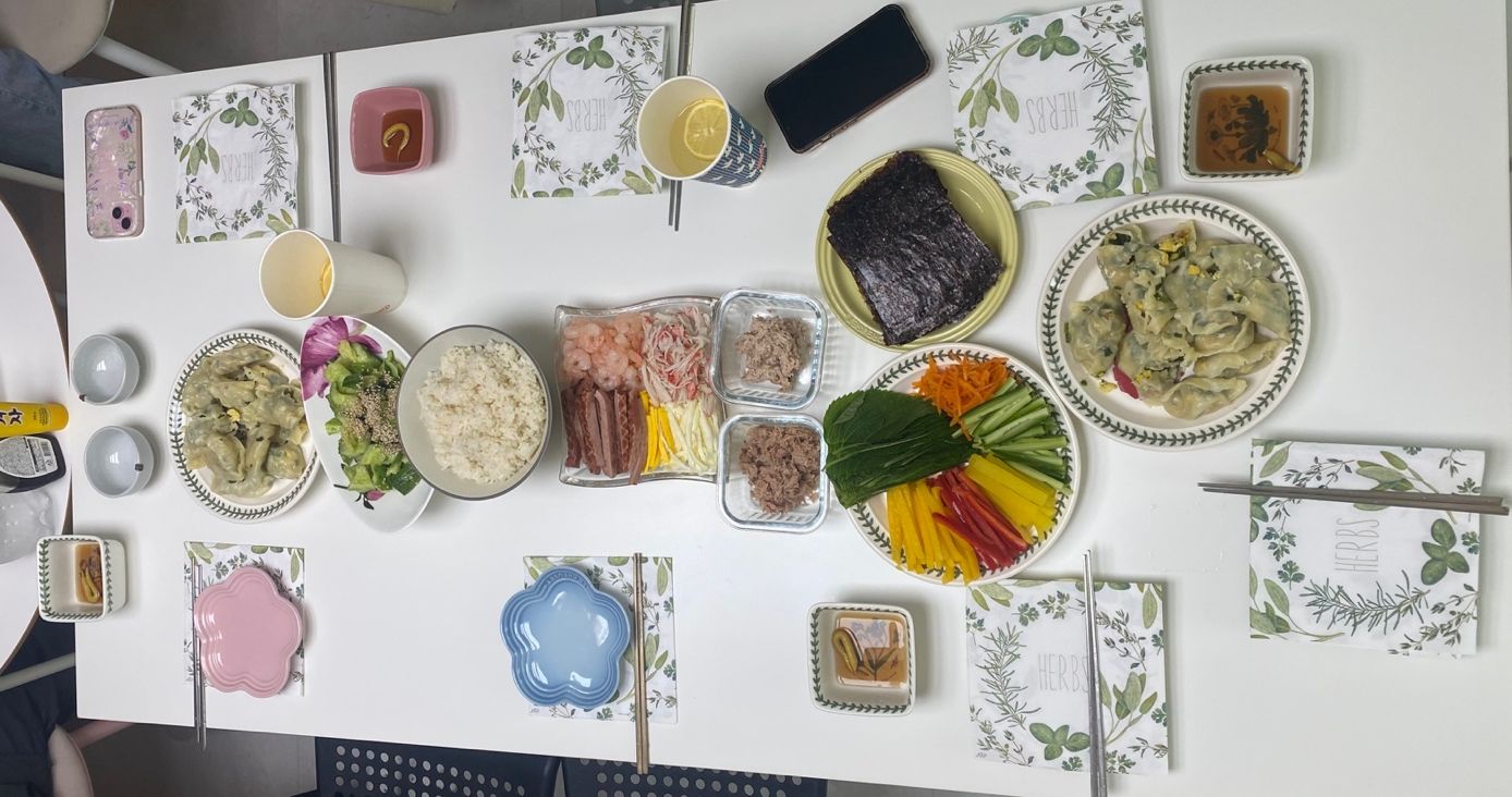 2025년 첫 LA김밥