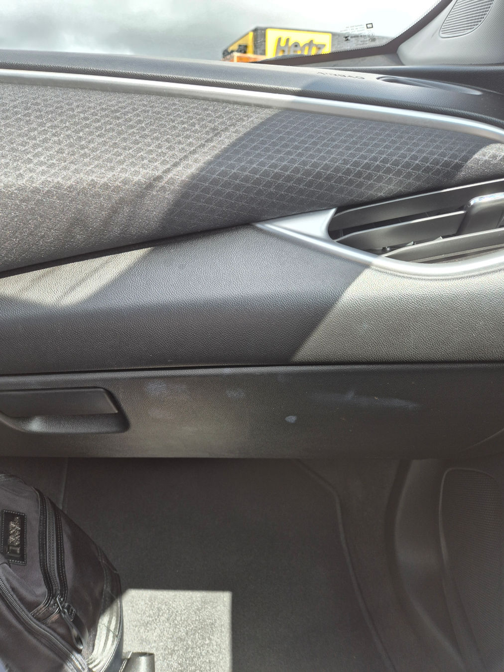 하와이 허츠 말리부 내부