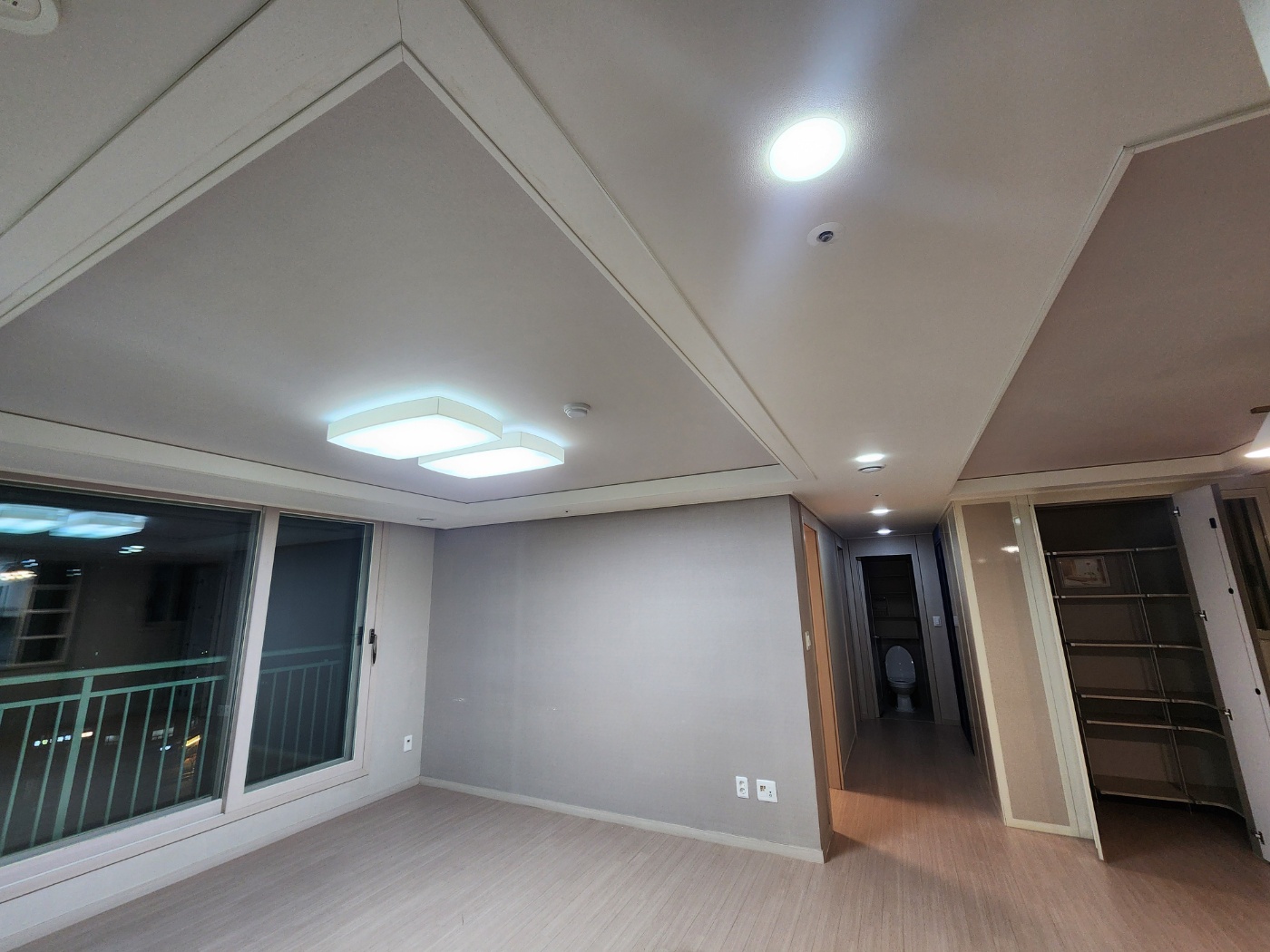 인테리어 전&amp;후 거실 조명_우물천장_간접조명