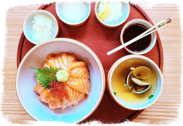 줄서는식당-성수동-서울숲-대창덮밥-후토마끼-맛집-06