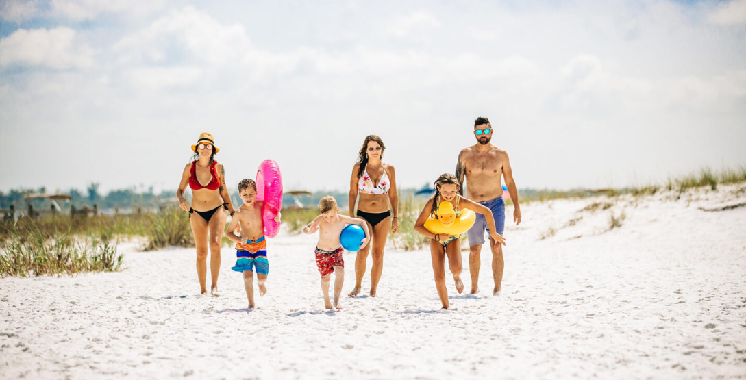 가족 여행 물놀이 이미지