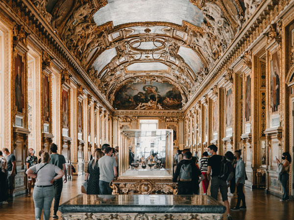 여행 영어로 tour