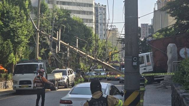 서울 구로구 전봇대 사고로 373세대 정전