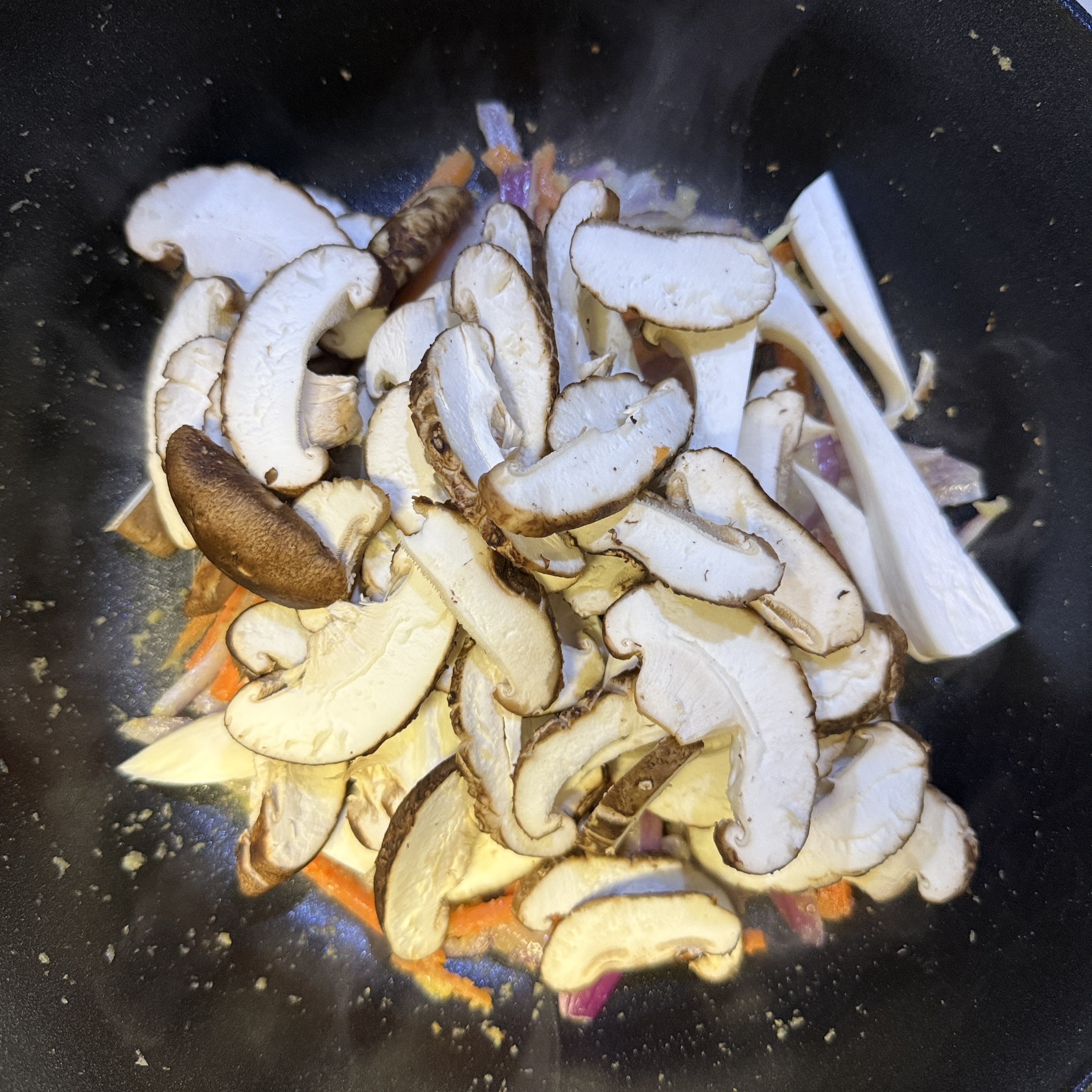 표고버섯 파프리카 볶음 레시피