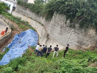 남양주 아파트 지상 주차장 옹벽 무너져…