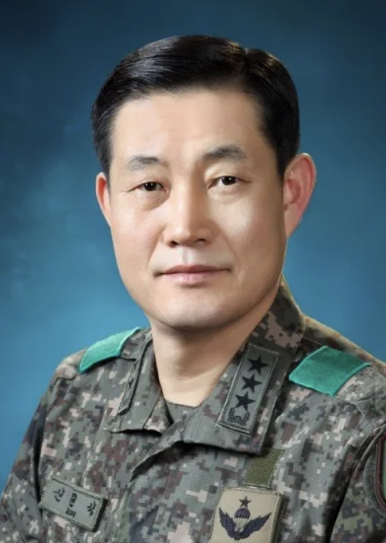 신원식 군인시절