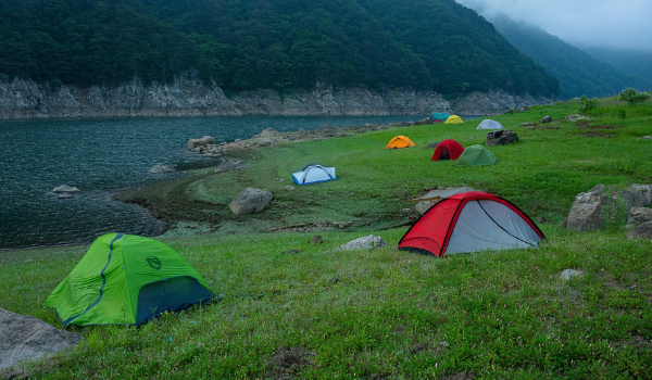 요즘 뜨는 차박 성지에 대한 이미지
