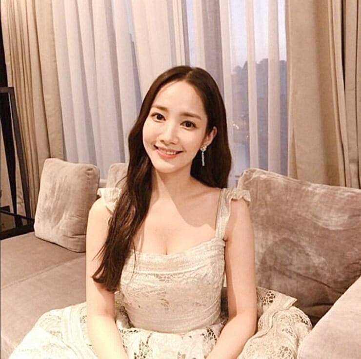 배우-박민영