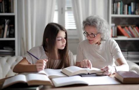 학교에서 숙제를 안 해서 벌을 받는 꿈 : 꿈해몽 총정리!