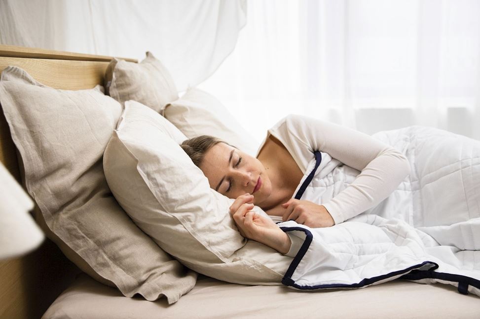 머리카락이 빠지는 꿈 해몽 (2025년 최신 해석)