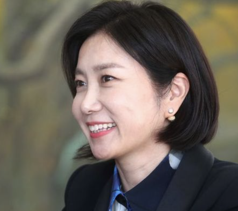 허은아3