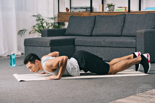 당뇨병 고혈압 운동 추천 팔굽혀펴기 7분운동