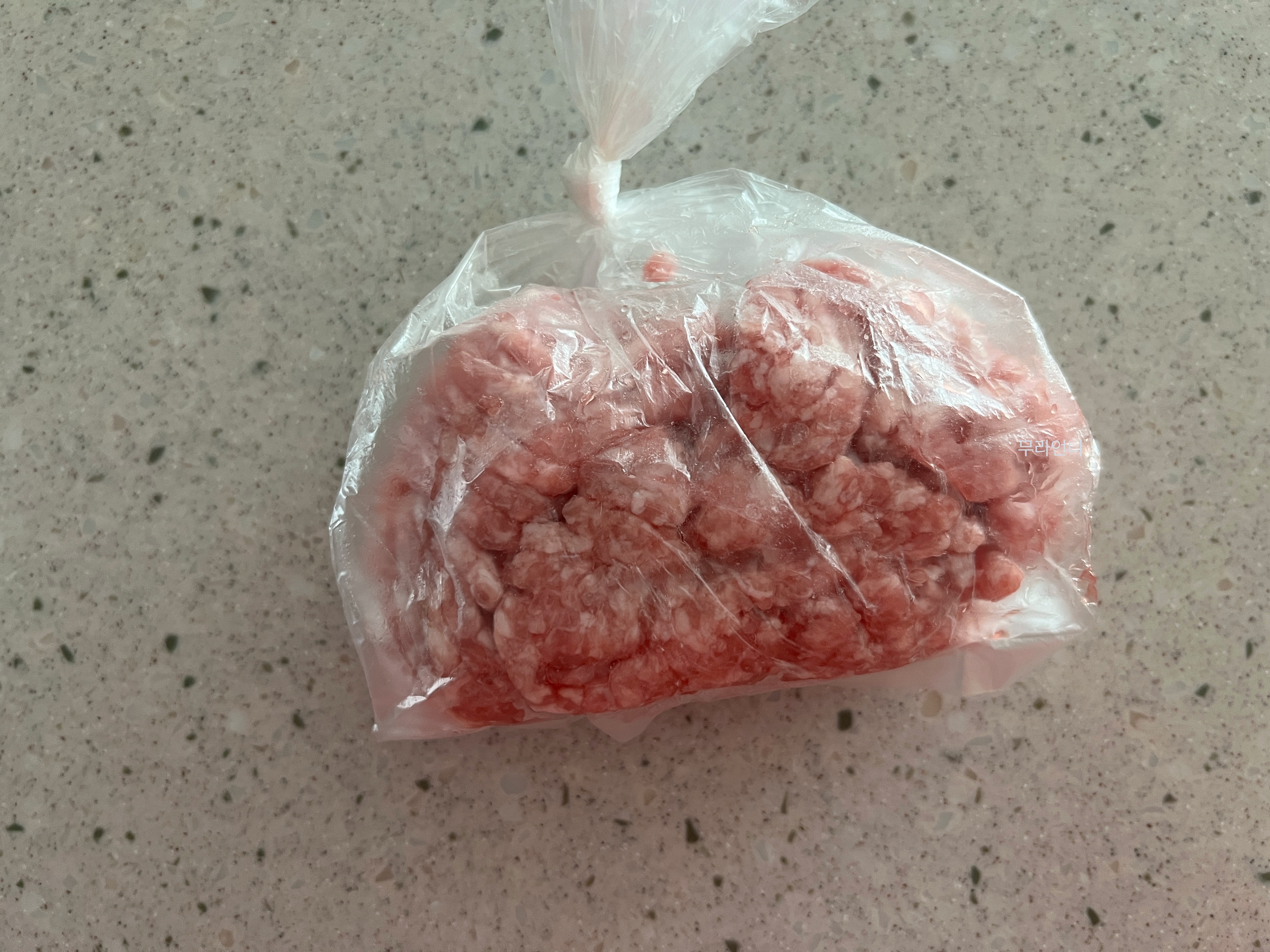 돼지고기다짐육 250g 해동하기