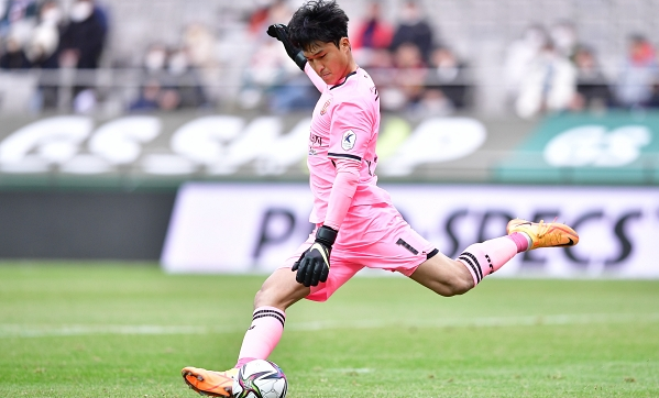 김동준 축구선수