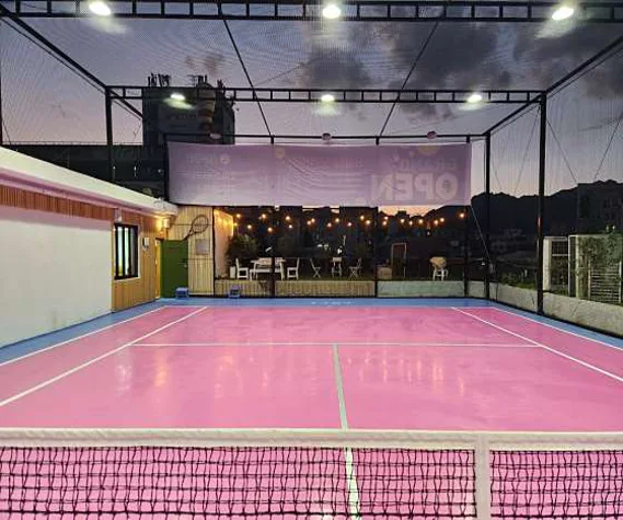 로프트 테니스장