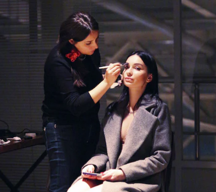 메이크업 아티스트에 대하여 알아보기