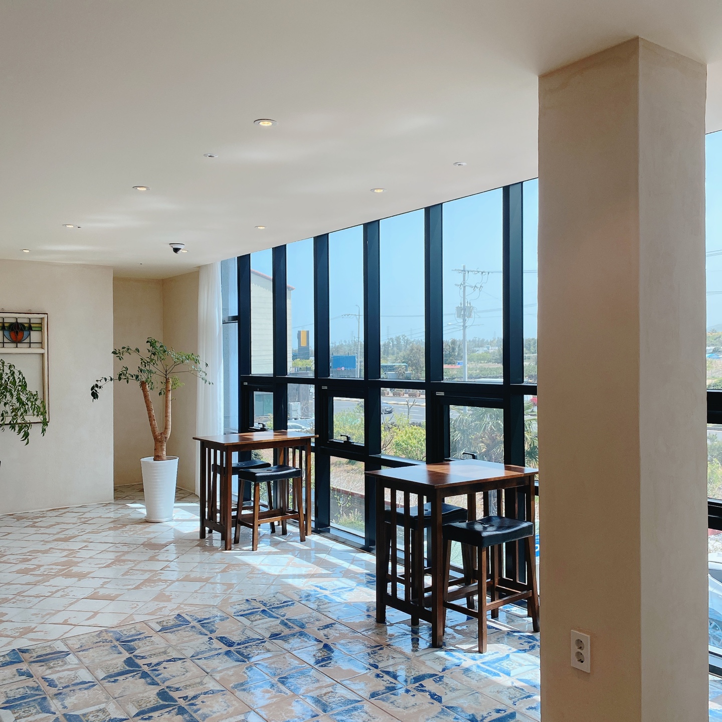 제주 한마음 근린공원 브런치 카페 데미다 제주도민 제주공항