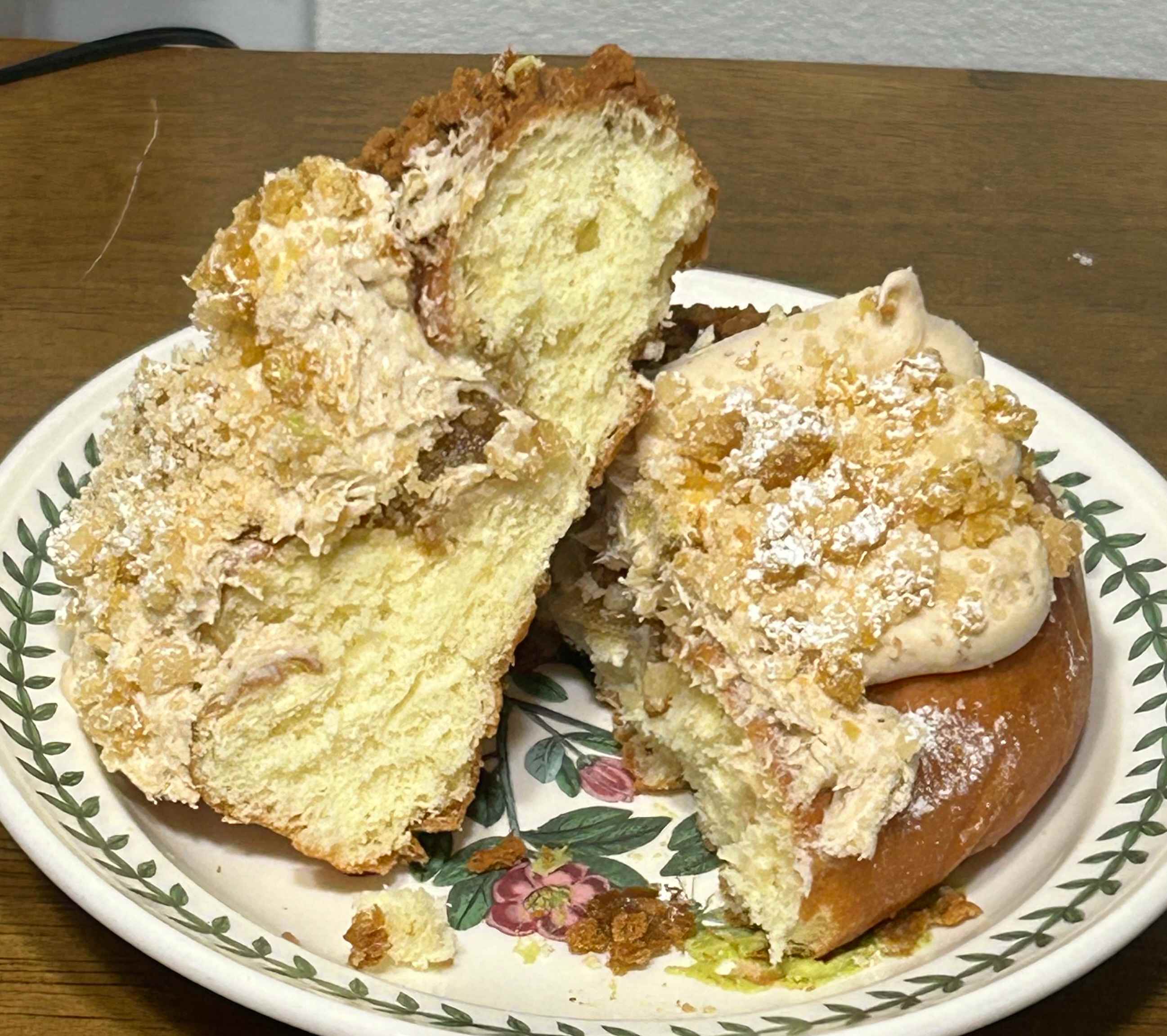 밤크림 도넛 단면