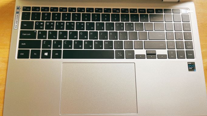 삼성 갤럭시북 프로360 NT950QDB-KC71N 으로 노트북과 태블릿 한번에 가져보자