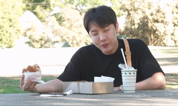 제이홉 LA집과 오픈카, 가방 정보! 나혼자산다 585회 재방송 일정까지